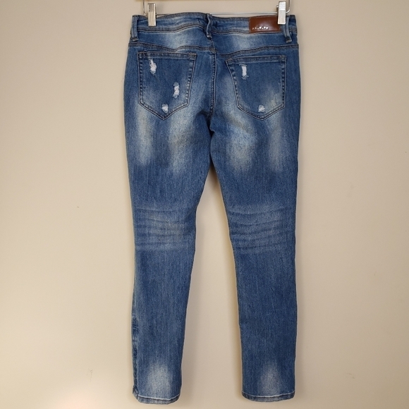 DOLLHOUSE Charley Skinny Jeans - Picture 6 of 8